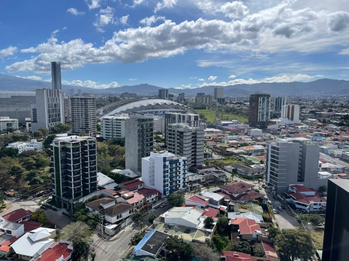 Cozy Apartment With Terrace, Sj Cosmopolitan Tower #402 San José Esterno foto