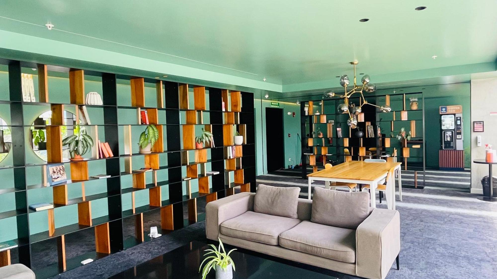 Cozy Apartment With Terrace, Sj Cosmopolitan Tower #402 San José Esterno foto