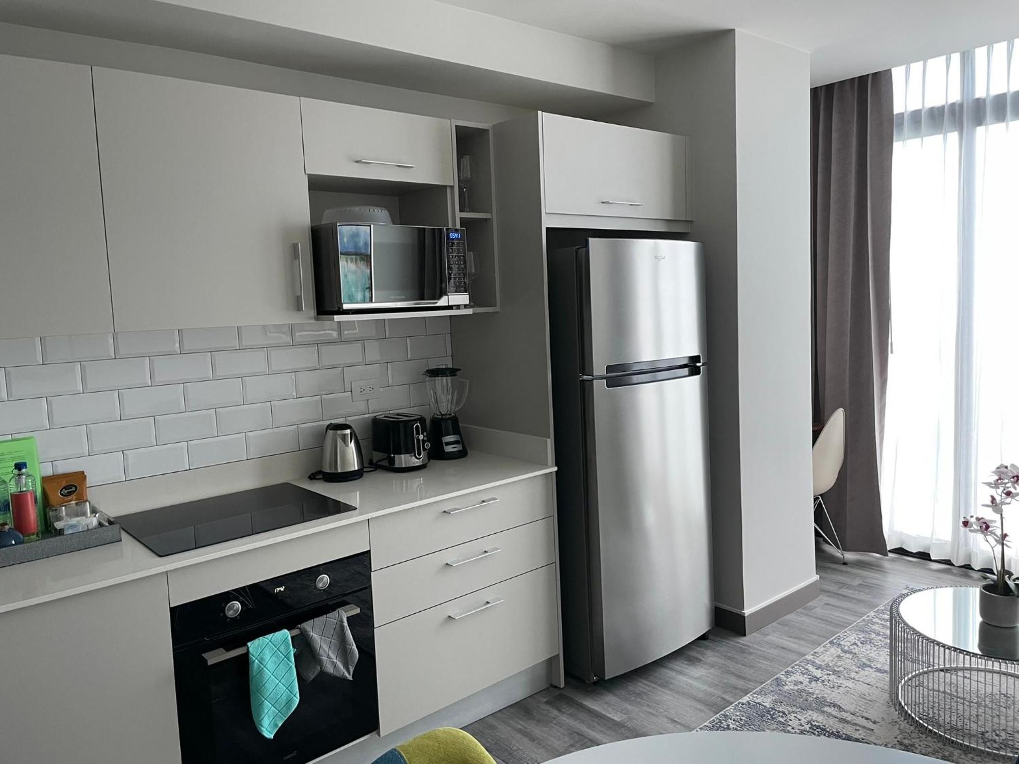 Cozy Apartment With Terrace, Sj Cosmopolitan Tower #402 San José Esterno foto